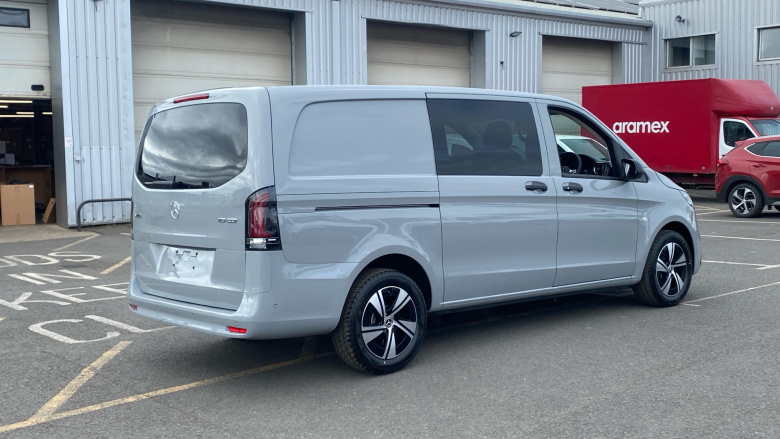 Mercedes-Benz Vito L2 Diesel Rwd 119CDI Select Crew Van 9G-Tronic
